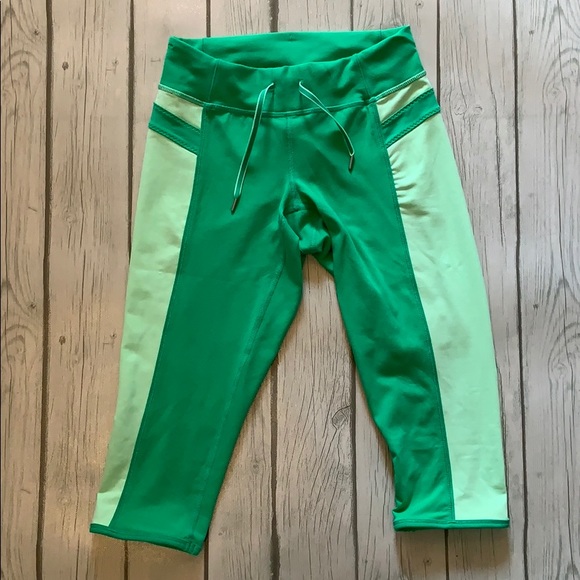 Lululemon Heat It Up Crop Pants Size 4 - Picture 10 of 14